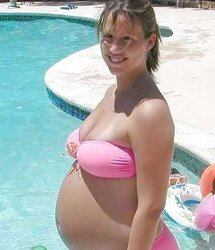 Some Photos of INEXPERIENCED Pregnant Stunner