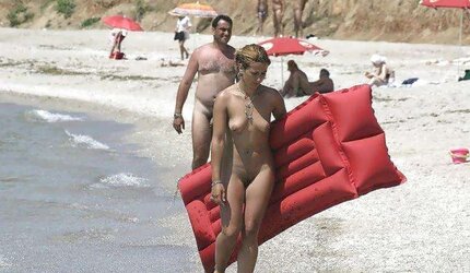 Naturist Beach Teenagers