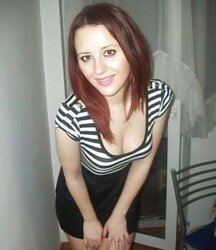 Super-Sexy dark haired