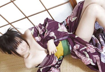 Japanese Bathing Suit Stunners-Ai Arakawa