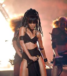 Rihanna - Performing at American Idol Grand Finale Display