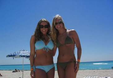 Voyeur candid beach amteur mature swimsuit frauen am strand