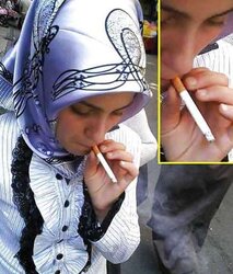 Smoking- hijab niqab jilbab arab