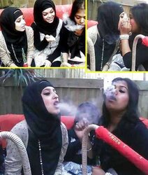 Smoking- hijab niqab jilbab arab