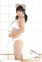 Japanese Swimsuit Stunners-Nonami Takizawa (7)