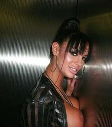 Infrequent Angelina Valentine Images - SurlyD!!
