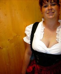 Oktoberfest fucksluts Qoktoberfest Schlampen