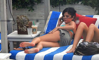 Selena Gomez Bathing Suit At Pool In Miami Sep