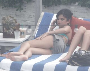 Selena Gomez Bathing Suit At Pool In Miami Sep