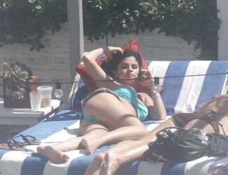 Selena Gomez Bathing Suit At Pool In Miami Sep