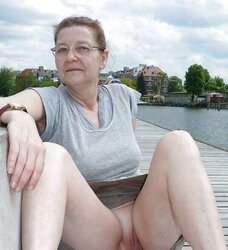 Mature and Granny Upskirts