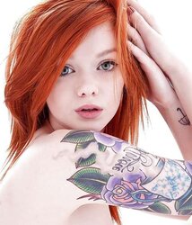 Stunning crimson goes (13)