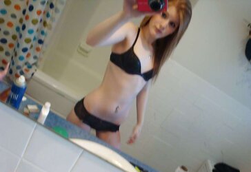 Her Homemade Images : Sweetheart in the Mirror