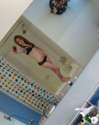 Her Homemade Images : Sweetheart in the Mirror