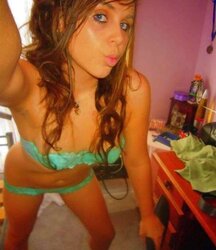 SOME mischievous INEXPERIENCED TEENAGERS Selfshot IMAGES