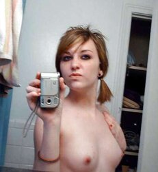 SOME mischievous INEXPERIENCED TEENAGERS Selfshot IMAGES