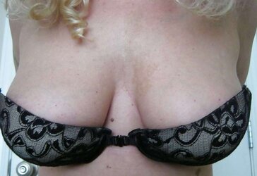 Female their sell brassiere on the net