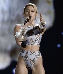 Beautiful Miley Cyrus 2013 American Music Awards