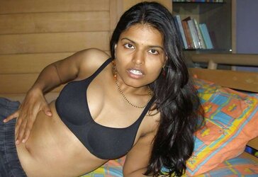 ARPITA - MOLTEN INDIAN WIFEY