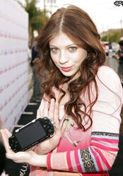 HUMP FUCKTOYS - MICHELLE TRACHTENBERG