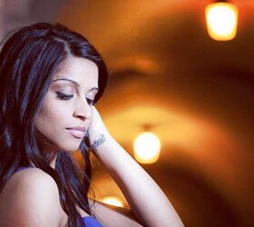 Iisuperwomanii (Youtube Lady)