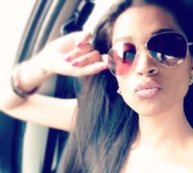 Iisuperwomanii (Youtube Lady)