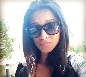 Iisuperwomanii (Youtube Lady)