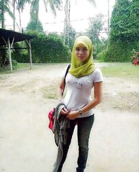 Hijab-made in malaysia
