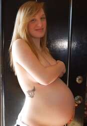 Uber-Cute preggo