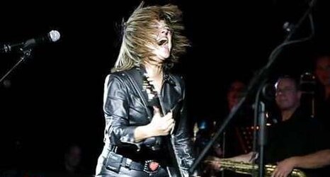 Suzi Quatro