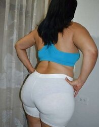 (madura culona) massive bum mature latina