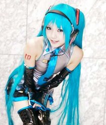 More Miku :)