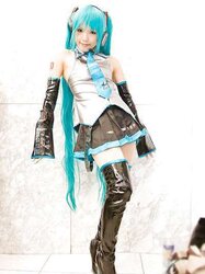 More Miku :)