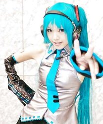 More Miku :)