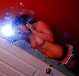 Teenager Self Shots Super-Fucking-Hot Mirror Shots
