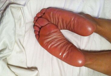 Oily Sole Job