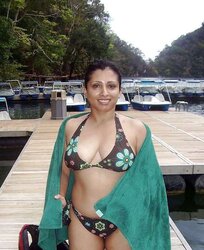 Unknown NRI Super Hot Mummy