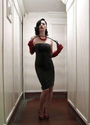 Dominatrix 1!