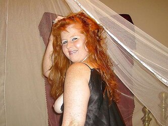 Redhead victoria