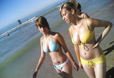 LUXURIOUS DOLLS IN RED-HOT SWIMSUITS XV