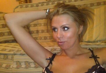 Magnificent Self-Shot Nasty Honey