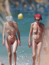 Mature,granny naturist