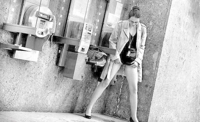 Dark-Hued and White 465!
