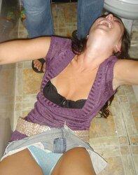 UPSKIRTS FOR REAL VOYEURS I