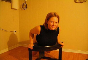 Ash-Blonde plumper buxom woman part