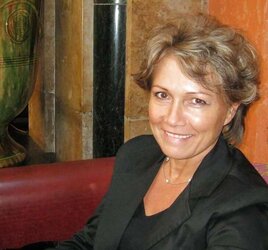 Super-Sexy mature women 105 (cumfaces)