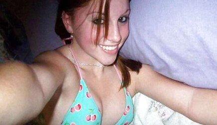 Some Inexperienced Youthful Women selfshots