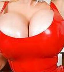 VANESSA MONTAGNE SUPER FABULOUS EN SPANDEX