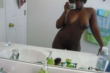 EBONY INEXPERIENCED NYMPHS - SELF PICTURES XIII