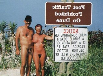 Random nudist (Couples,+)